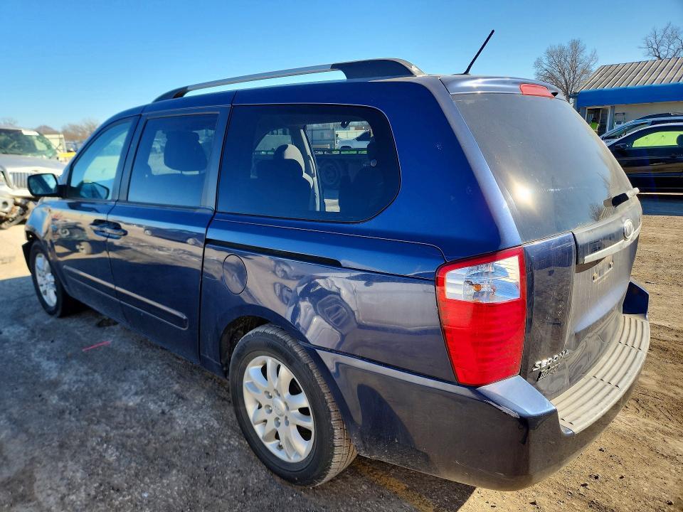 2009 KIA Sedona lx