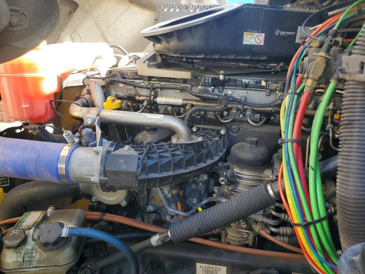 2019 Freightliner Cascadia 126 Semi Truck