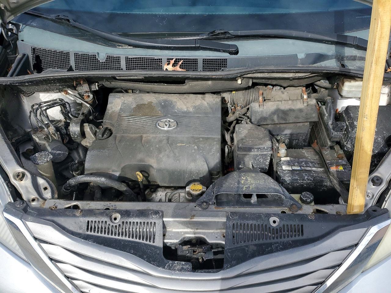 2013 Toyota Sienna xle
