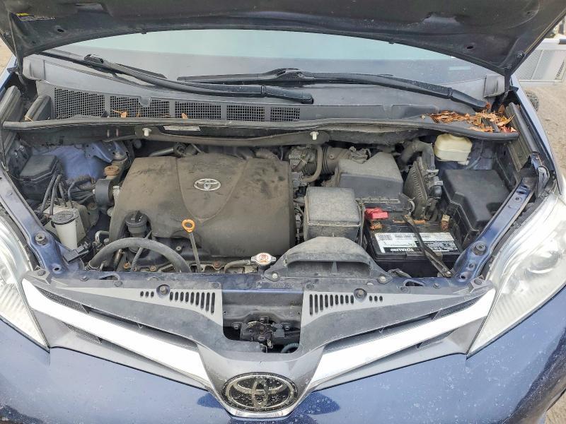 2018 Toyota Sienna xle