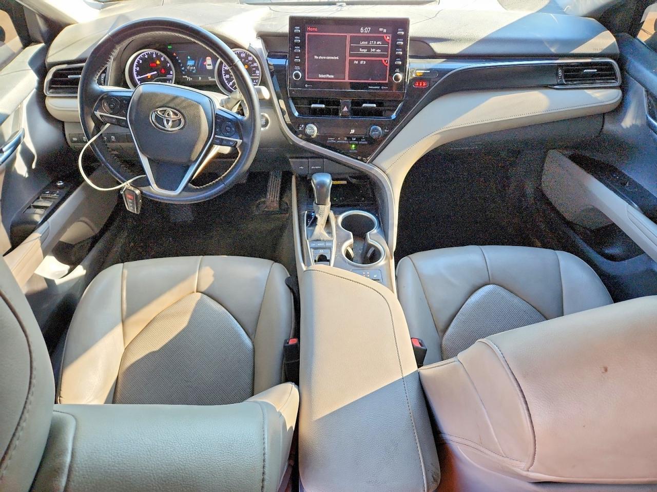 2022 Toyota Camry xle