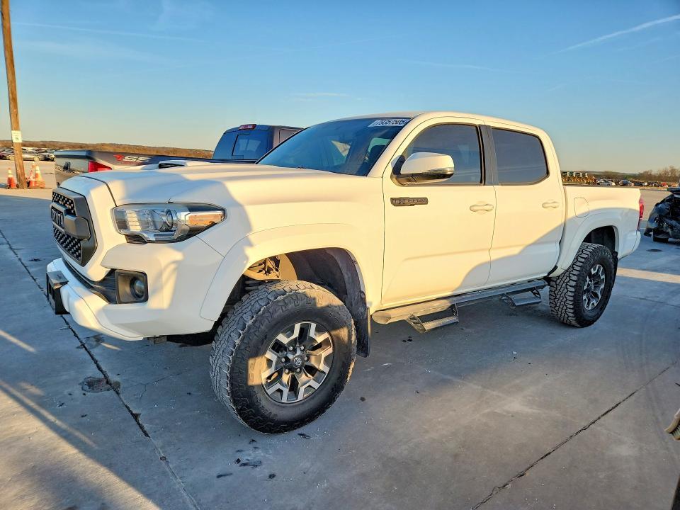 2016 Toyota Tacoma TRD Sport