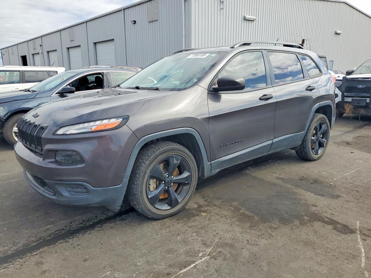 2017 Jeep Cherokee Sport