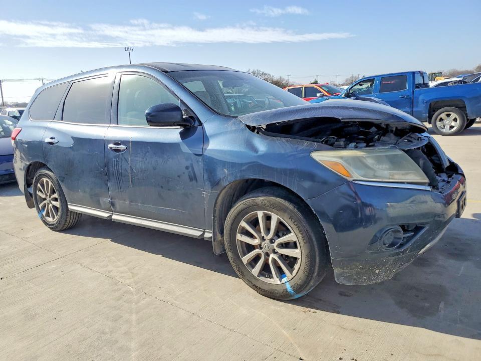 2014 Nissan Pathfinder s