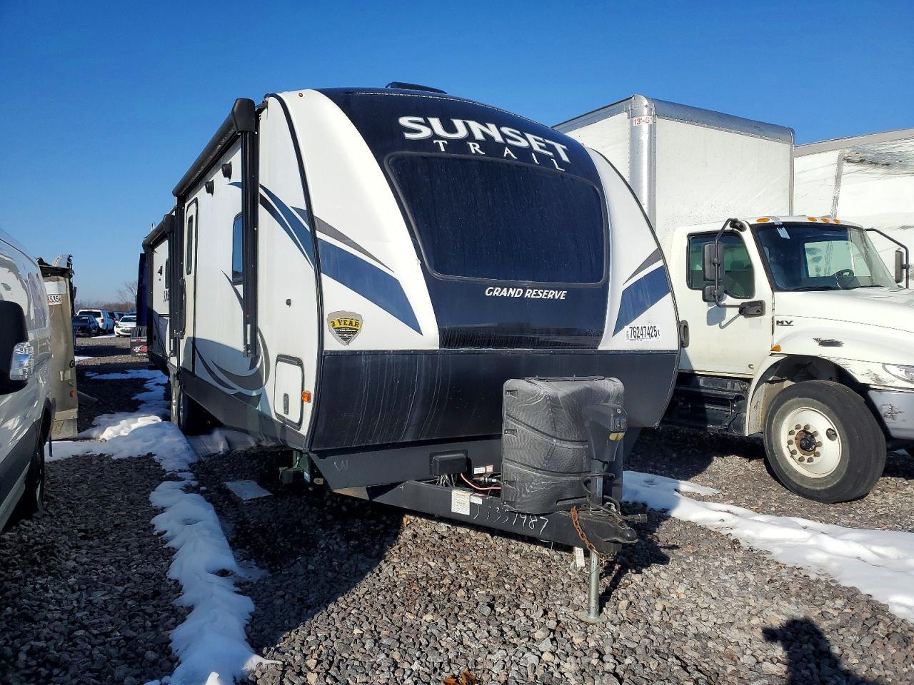 2018 Keystone Sunset Trail Camper