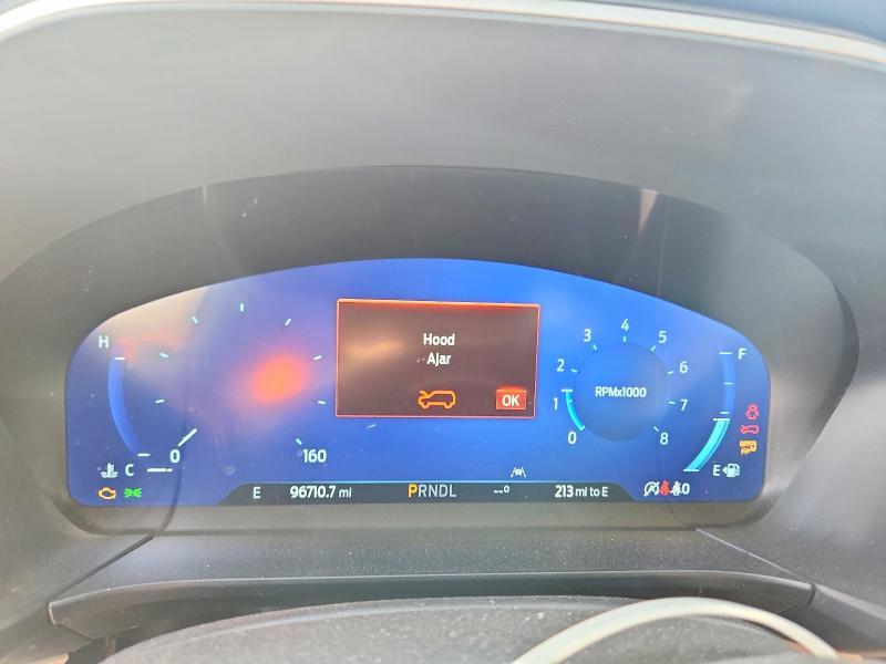2022 Ford Escape sel