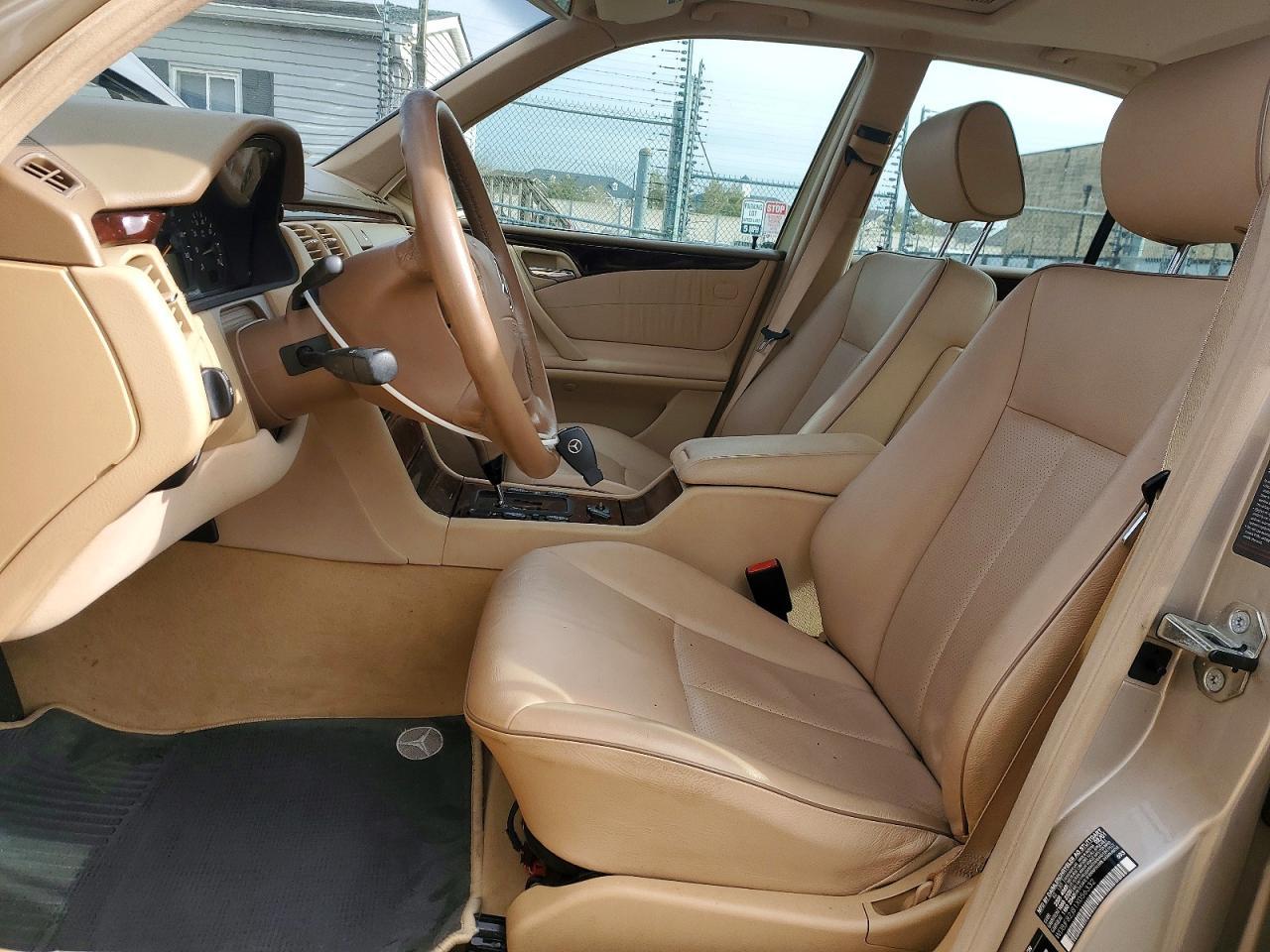 2001 Mercedes-Benz E 320 4matic