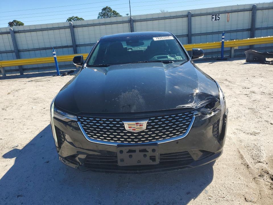 2022 Cadillac CT4 Premium Luxury