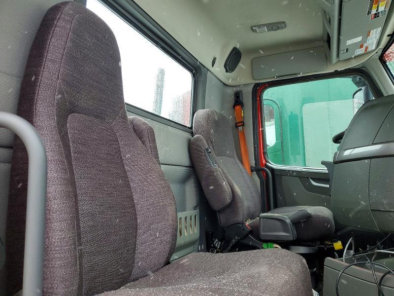 2025 Volvo VNL Semi Truck