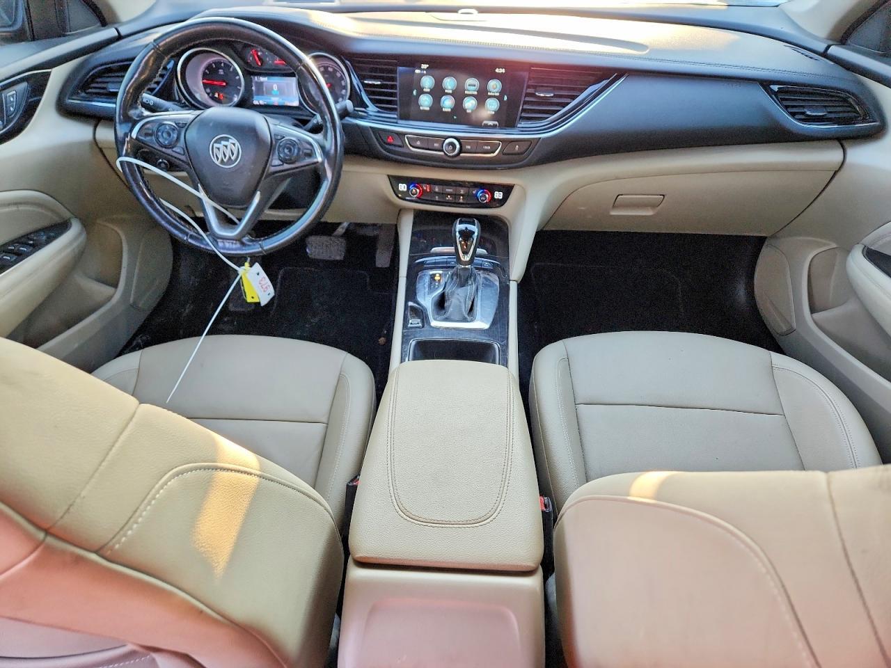 2018 Buick Regal Essence