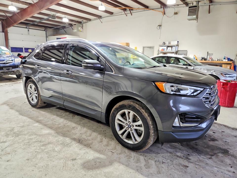 2020 Ford Edge sel
