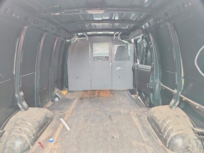 2004 Chevrolet Express G1500 Delivery van