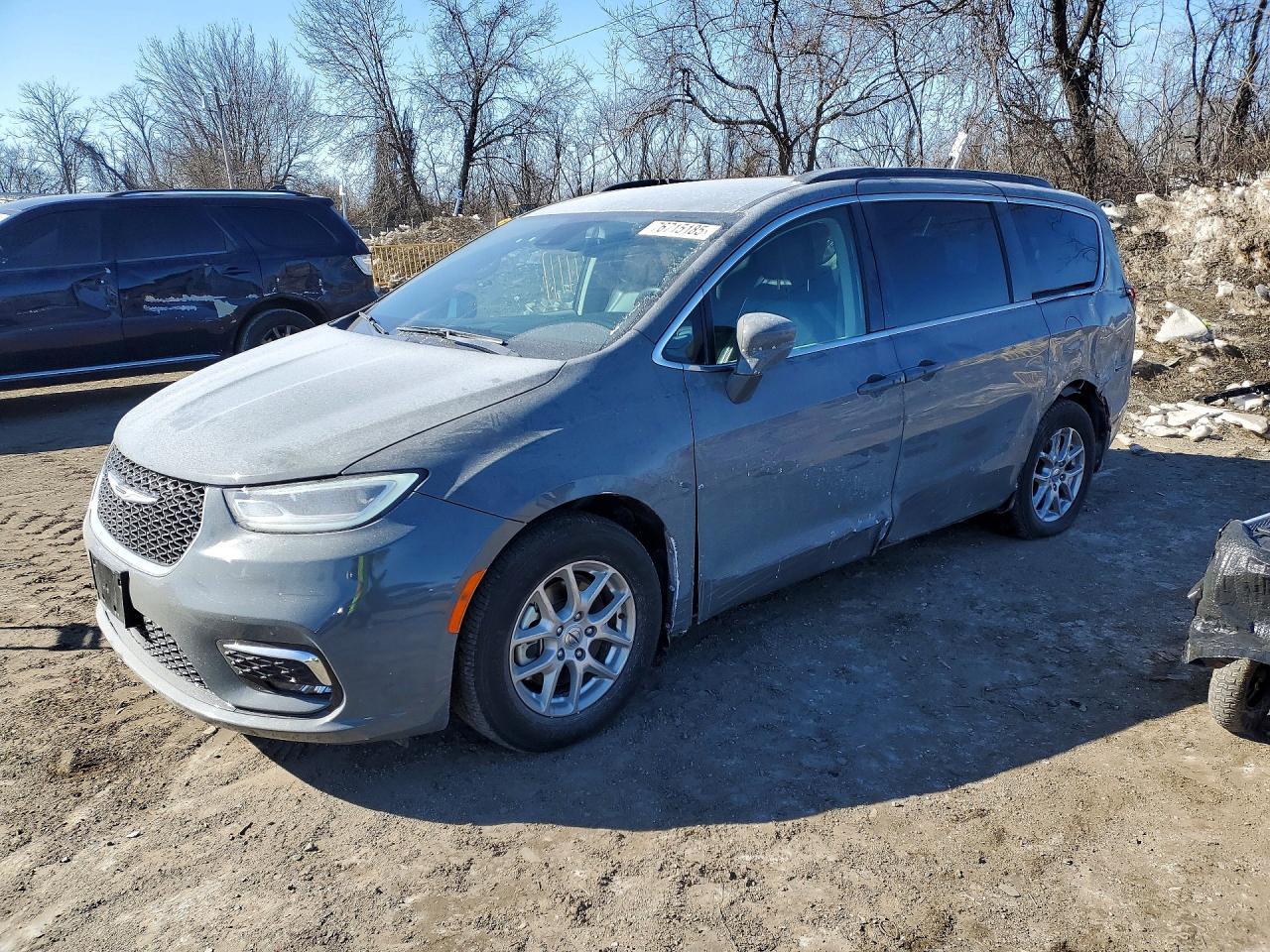2022 Chrysler Pacifica Touring l