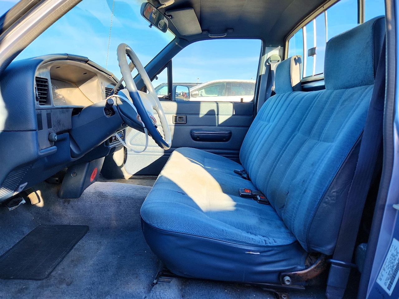 1989 Toyota Pickup Deluxe