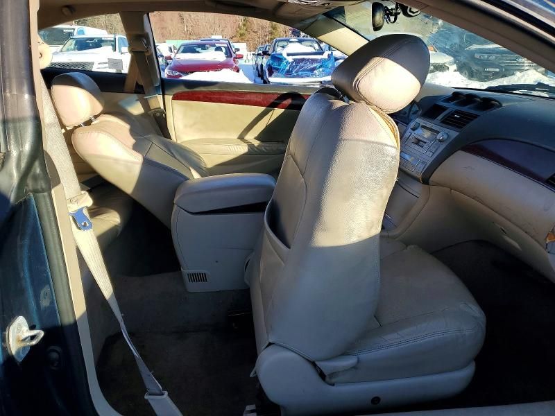 2005 Toyota Camry Solara se