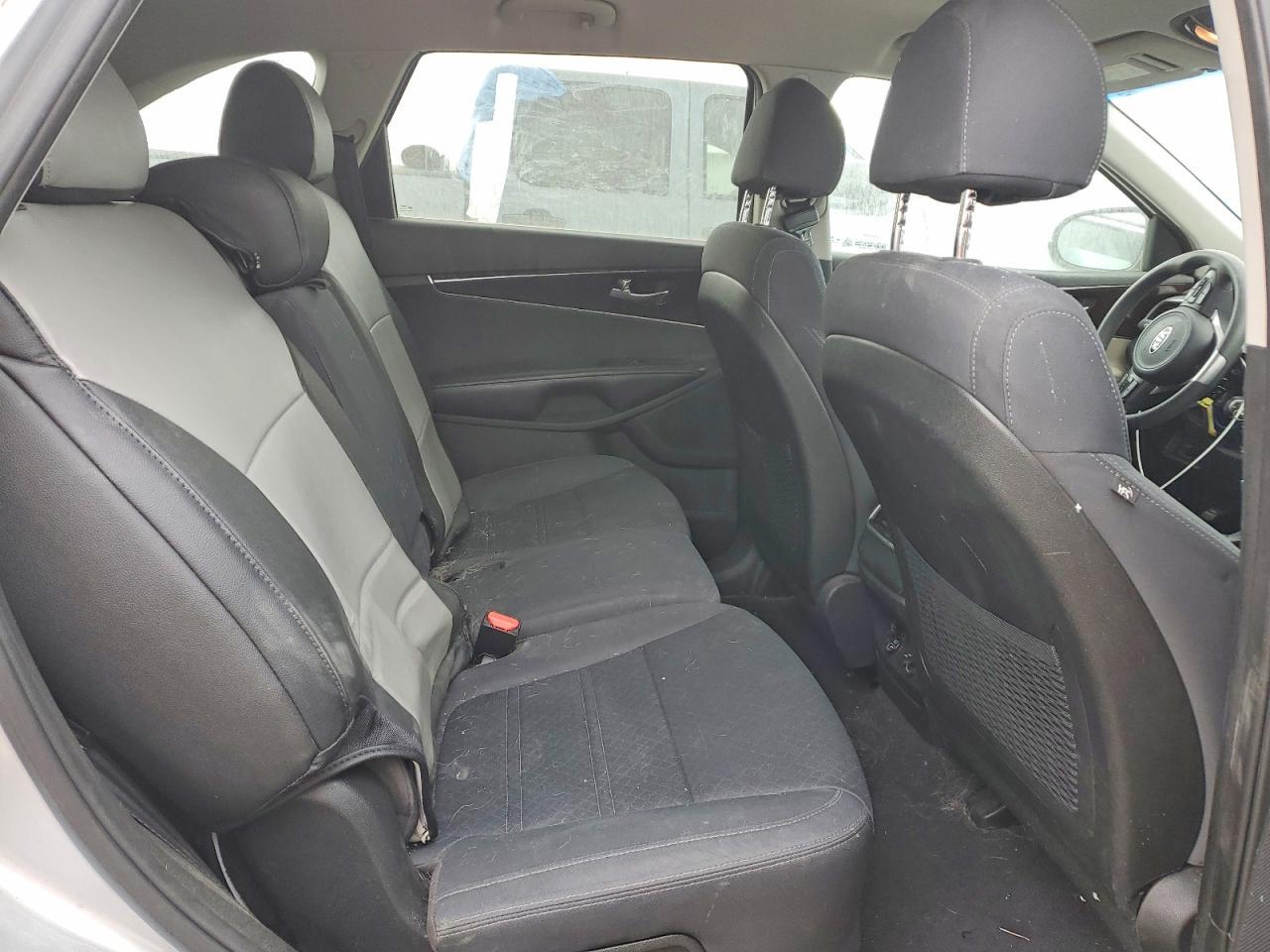 2018 KIA Sorento lx