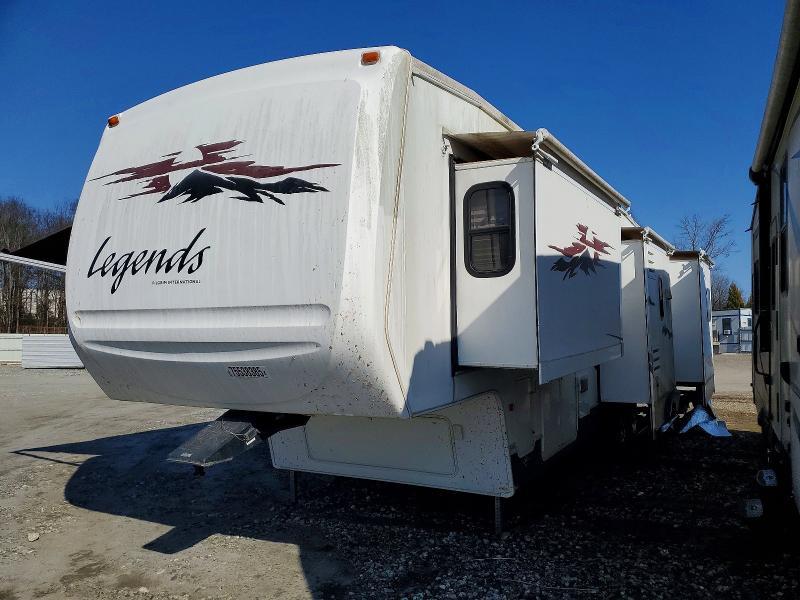 2007 Pilgrim In Ternational Legends 35LK4S-HP Camper