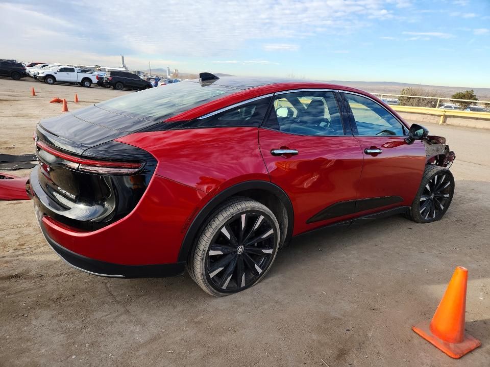 2023 Toyota Crown Platinum