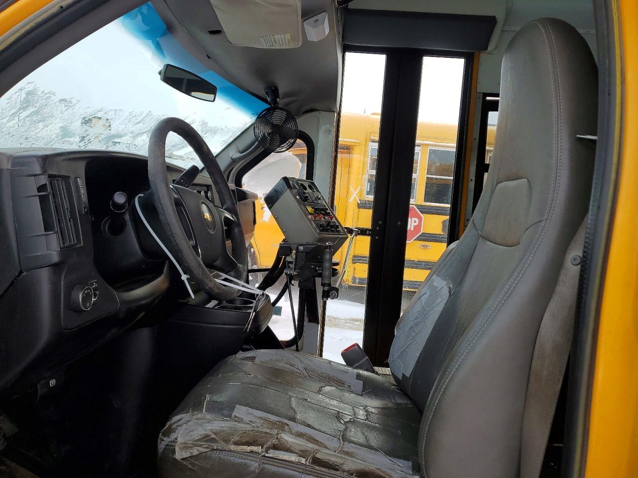 2011 Chevrolet 2011 Collins Bantam G3500-School Bus