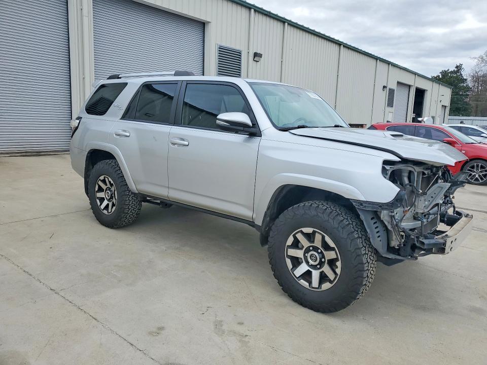 2018 Toyota 4runner SR5