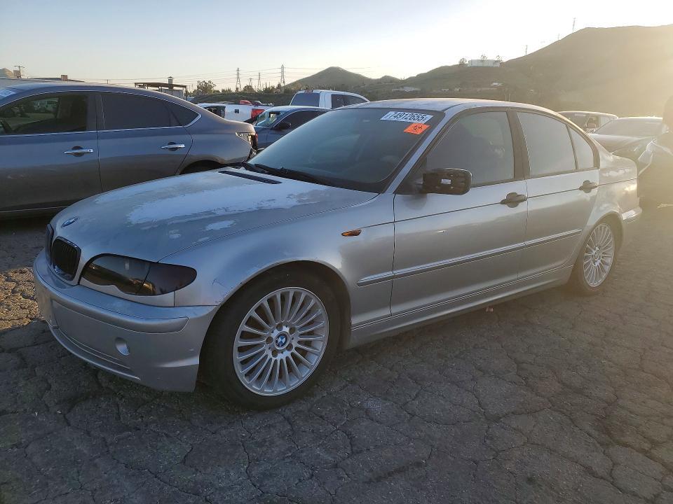 2002 BMW 325 i