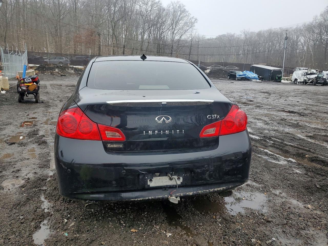 2013 Infiniti G37
