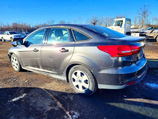 2016 Ford Focus s