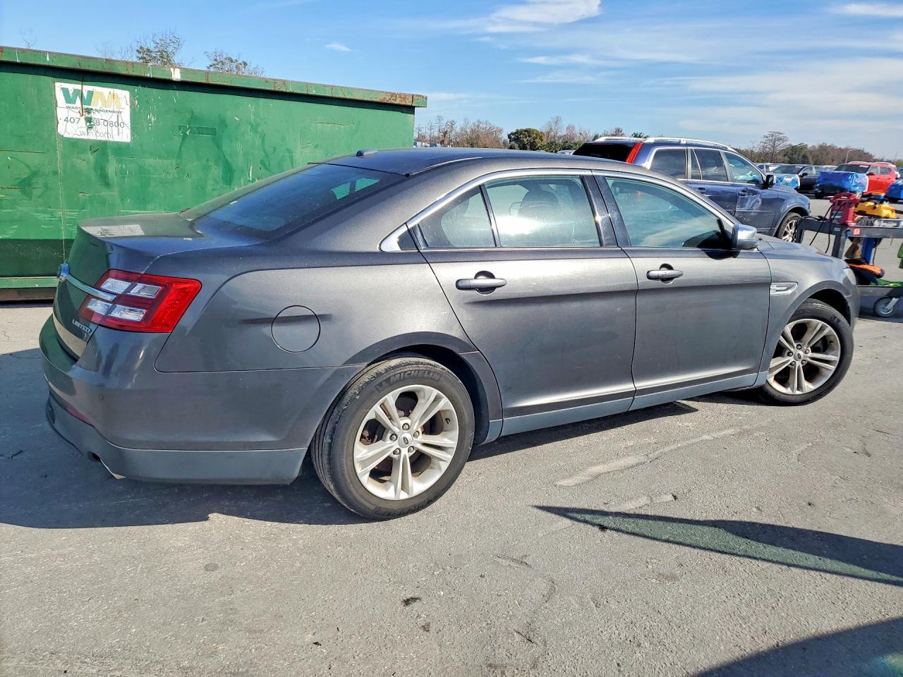 2019 Ford Taurus Limited