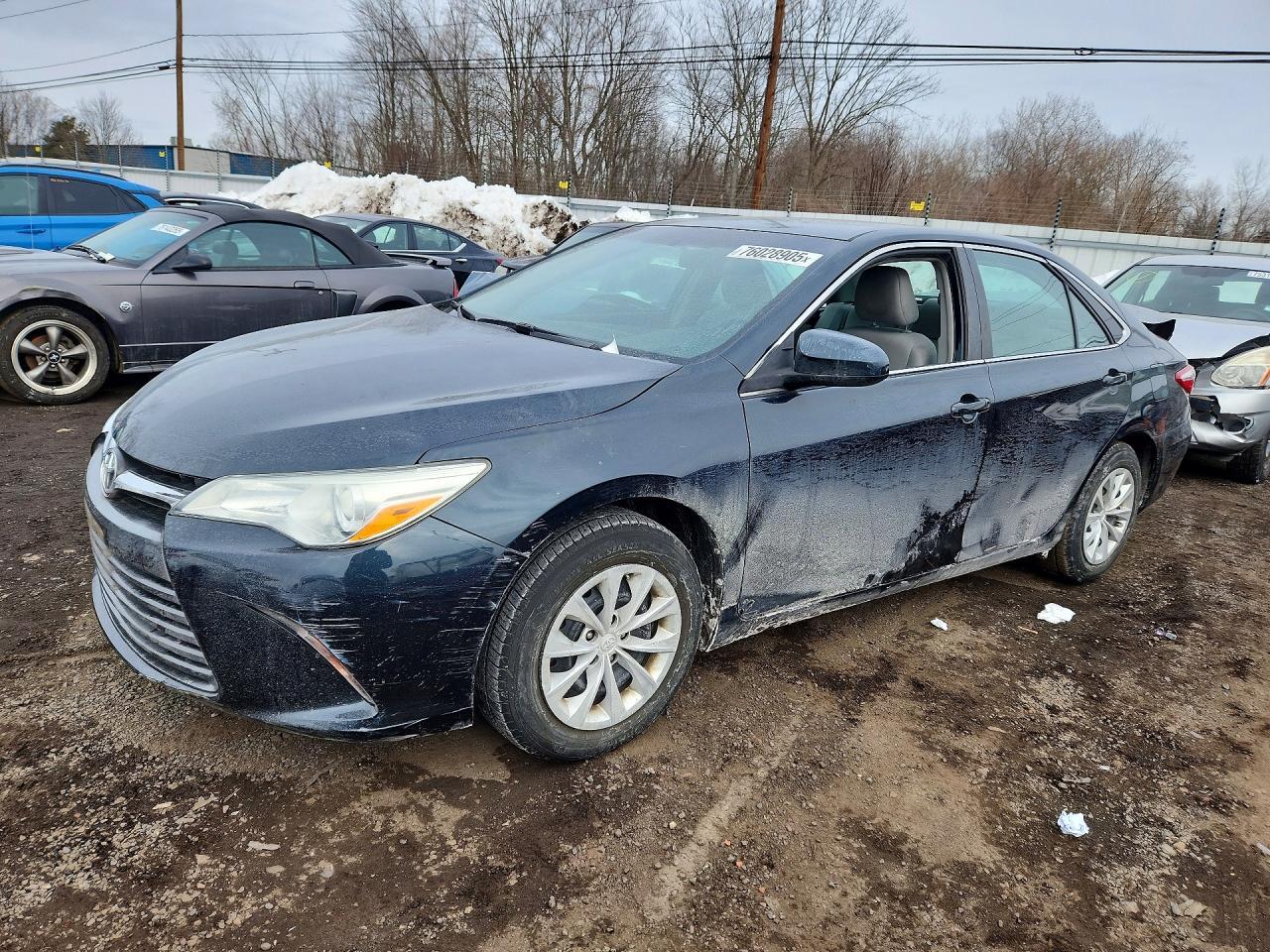 2015 Toyota Camry le