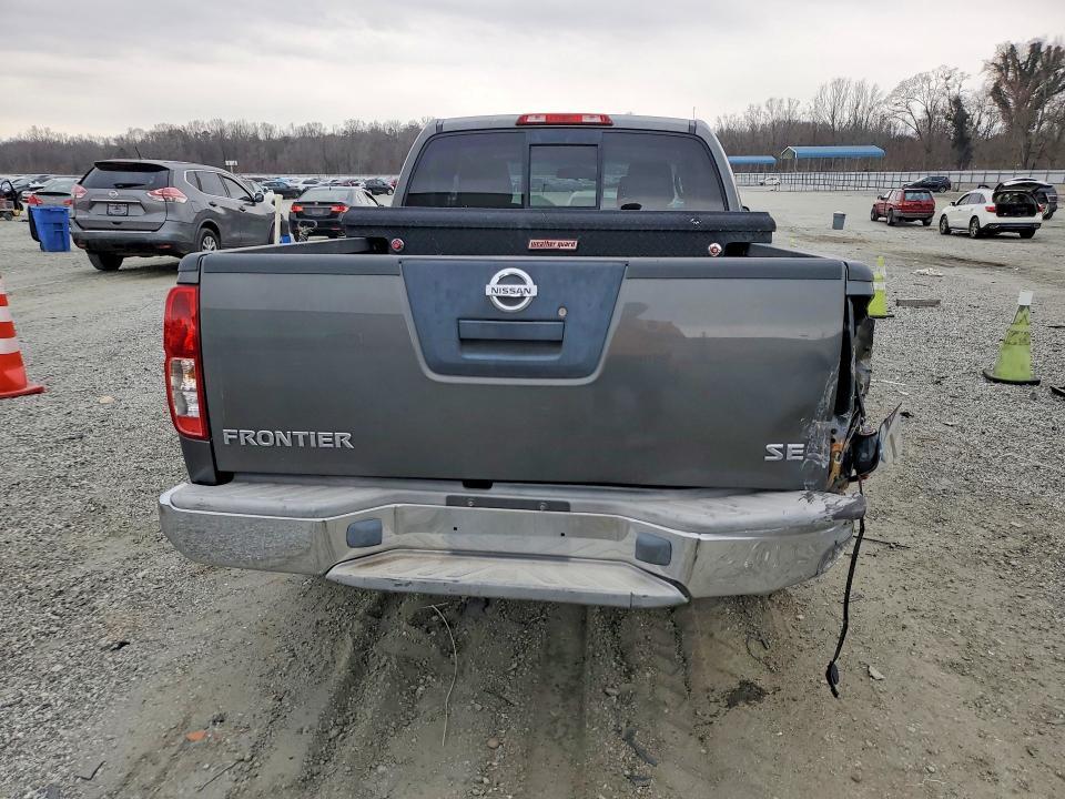 2006 Nissan Frontier King cab le