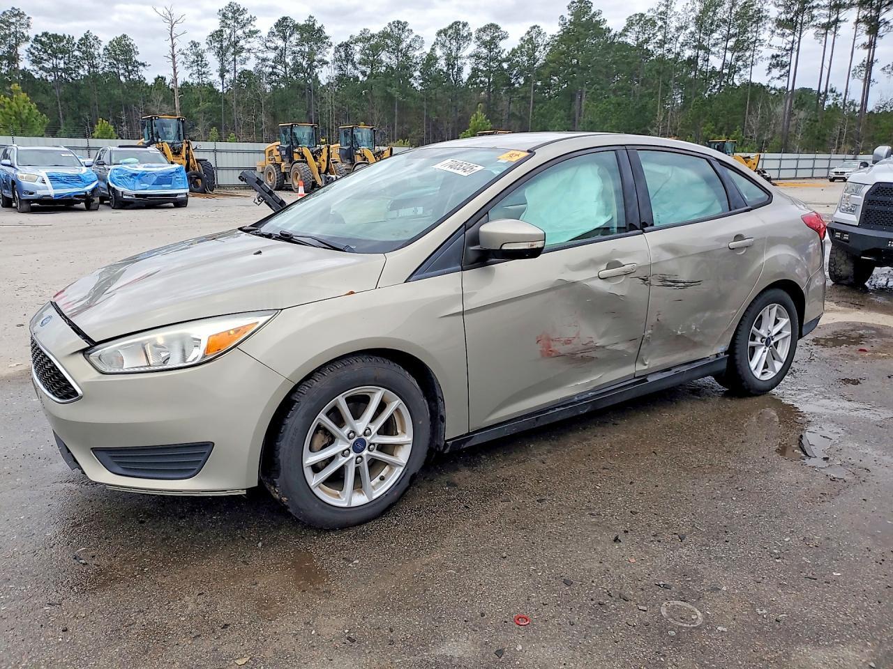 2015 Ford Focus se