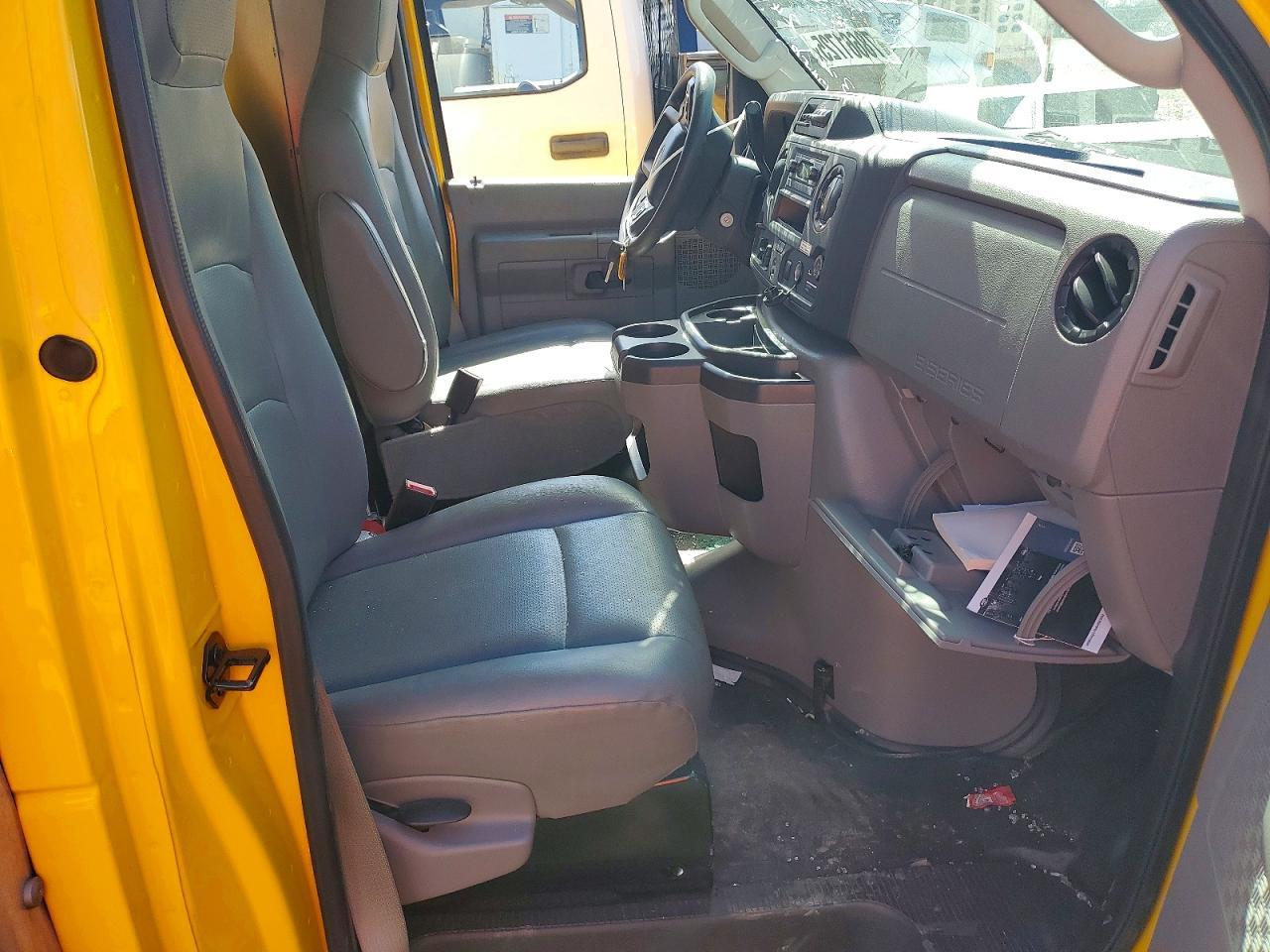 2024 Ford E350 BOX Truck