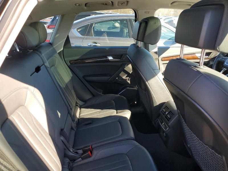 2020 Audi Q5 Premium