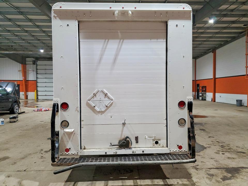 2012 Freigliner Chassis M Line WALK-IN Van