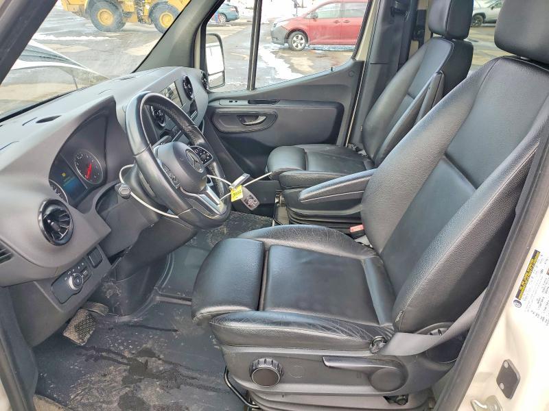 2022 Mercedes-Benz Sprinter 2500 Delivery Van