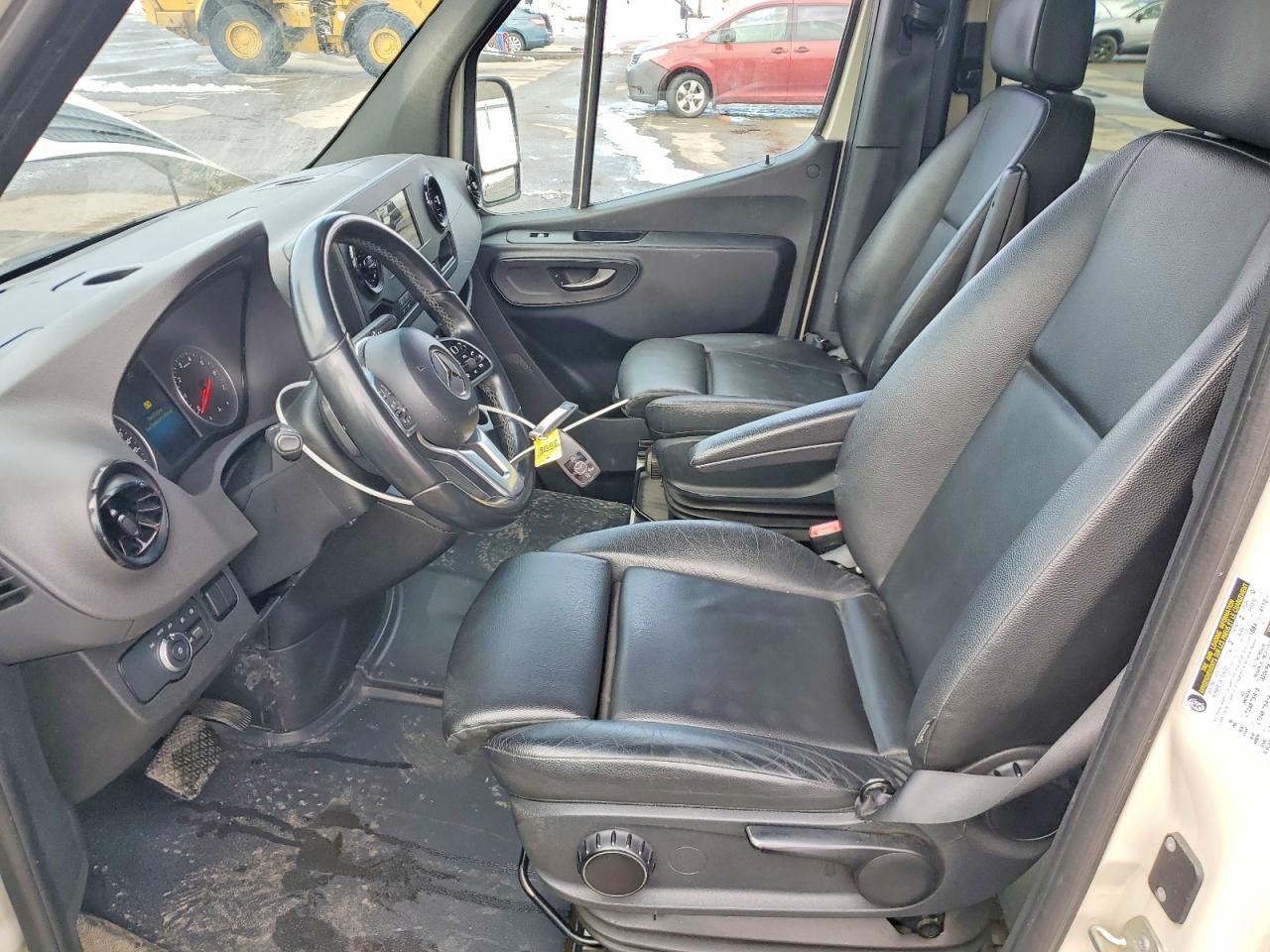 2022 Mercedes-Benz Sprinter 2500 Delivery Van