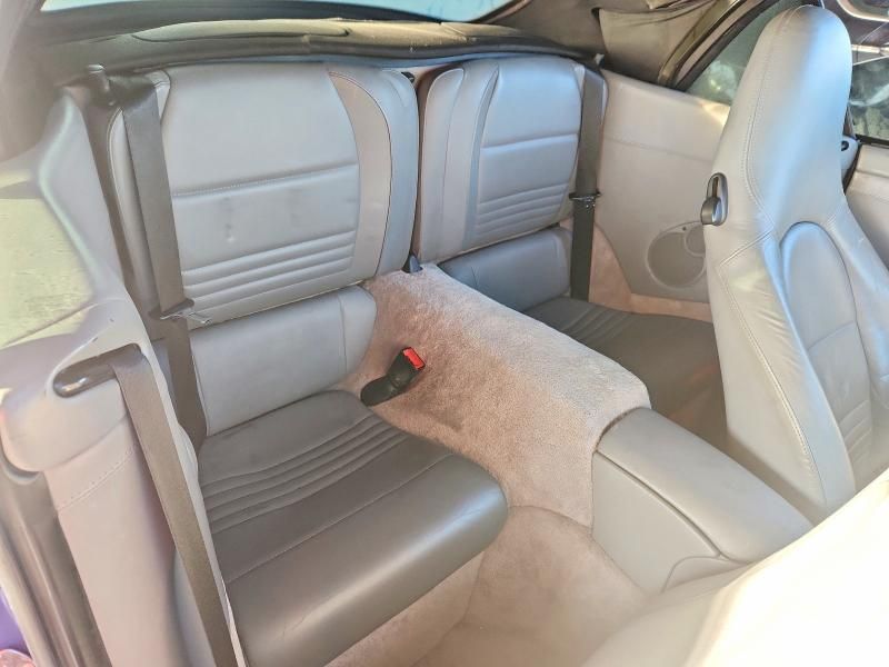 2000 Porsche 911 Carrera 2