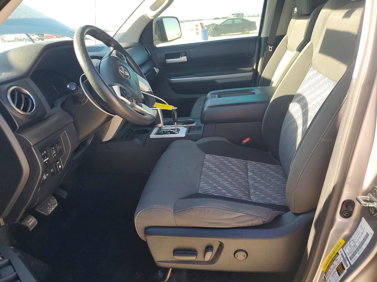 2018 Toyota Tundra SR5