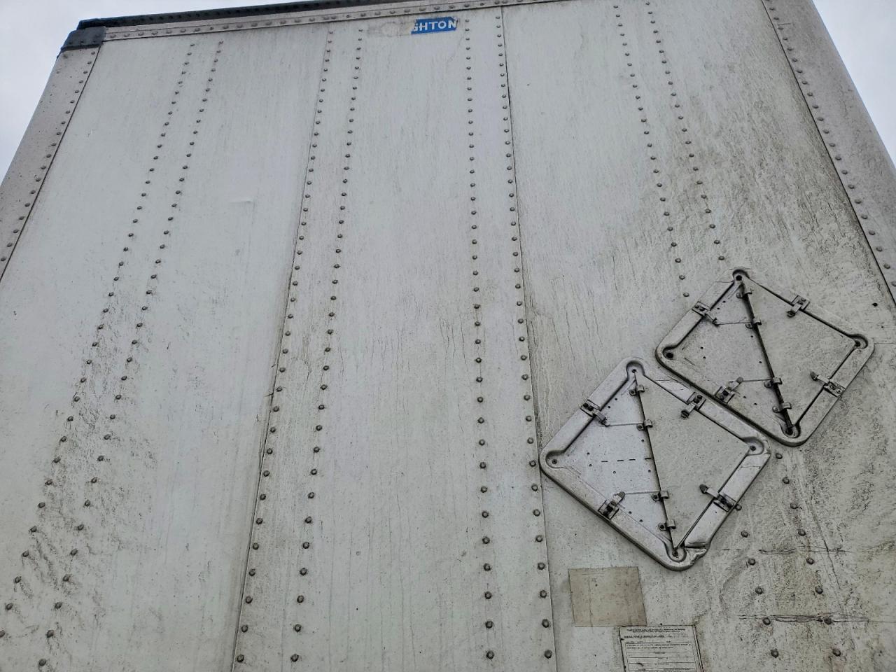 2016 Stoughton Ghton DRY Van Trailer