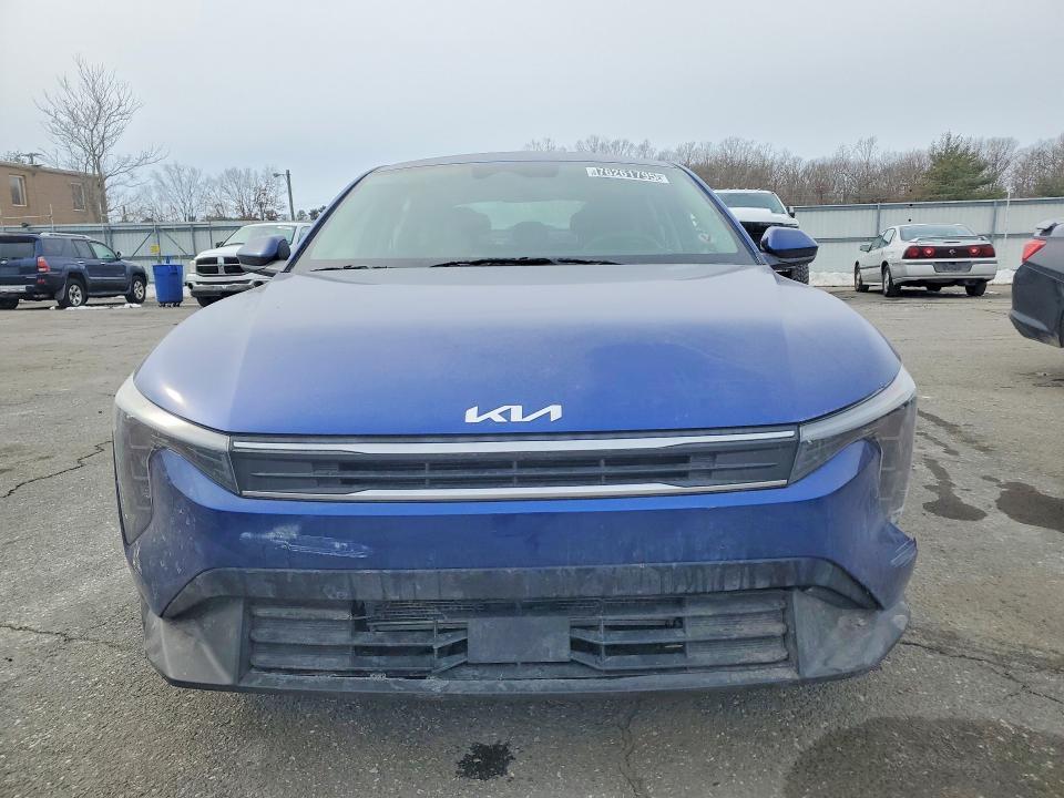 2025 KIA K4 lx