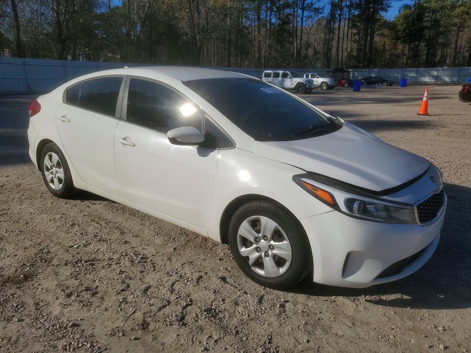 2017 KIA Forte lx