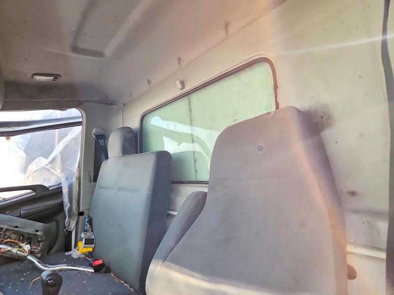 2020 Hino 258/268 BOX Truck