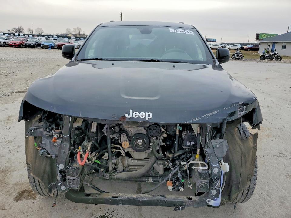 2020 Jeep Grand Cherokee Laredo