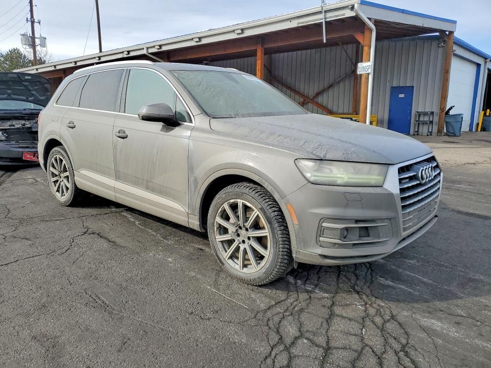 2017 Audi Q7 Premium Plus