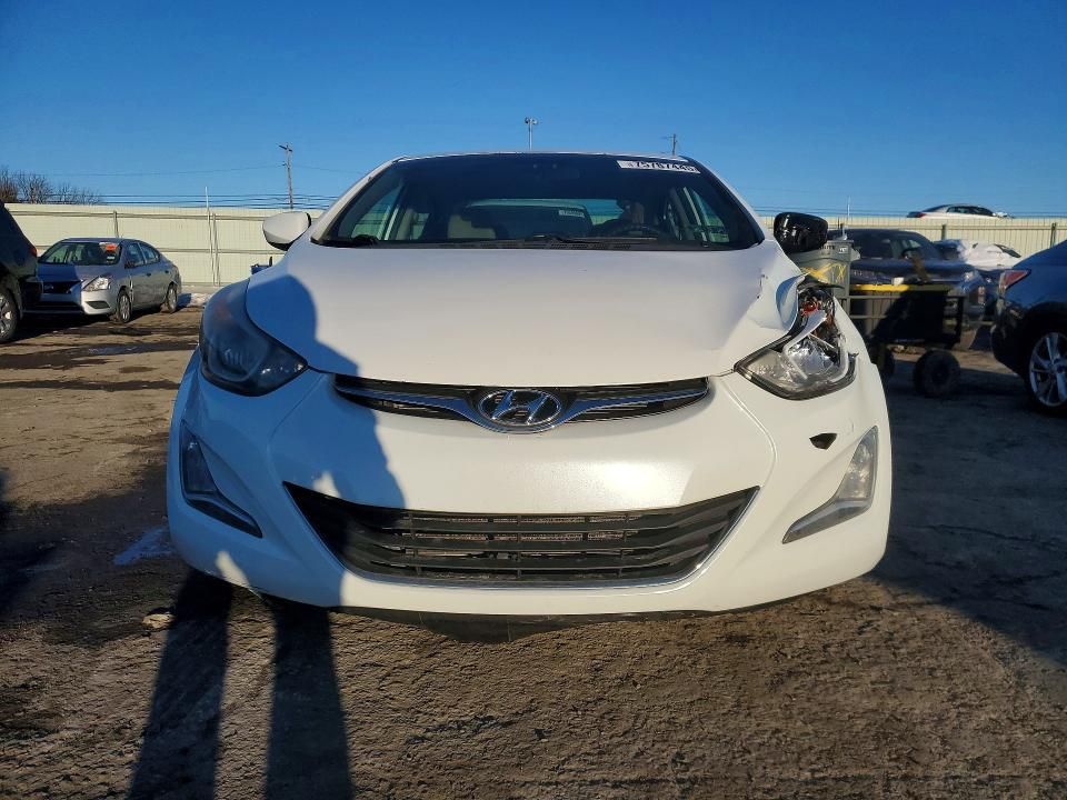2014 Hyundai Elantra se