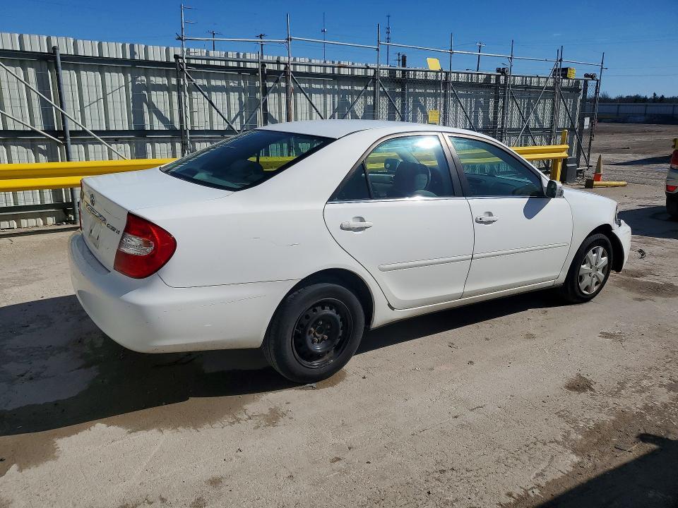 2002 Toyota Camry le