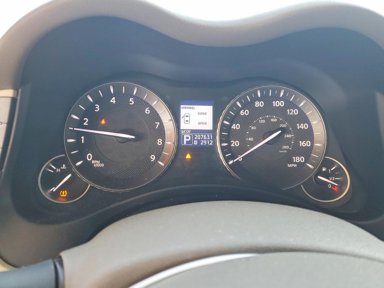 2011 Infiniti M37