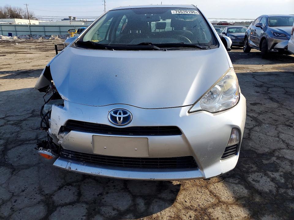 2014 Toyota Prius c