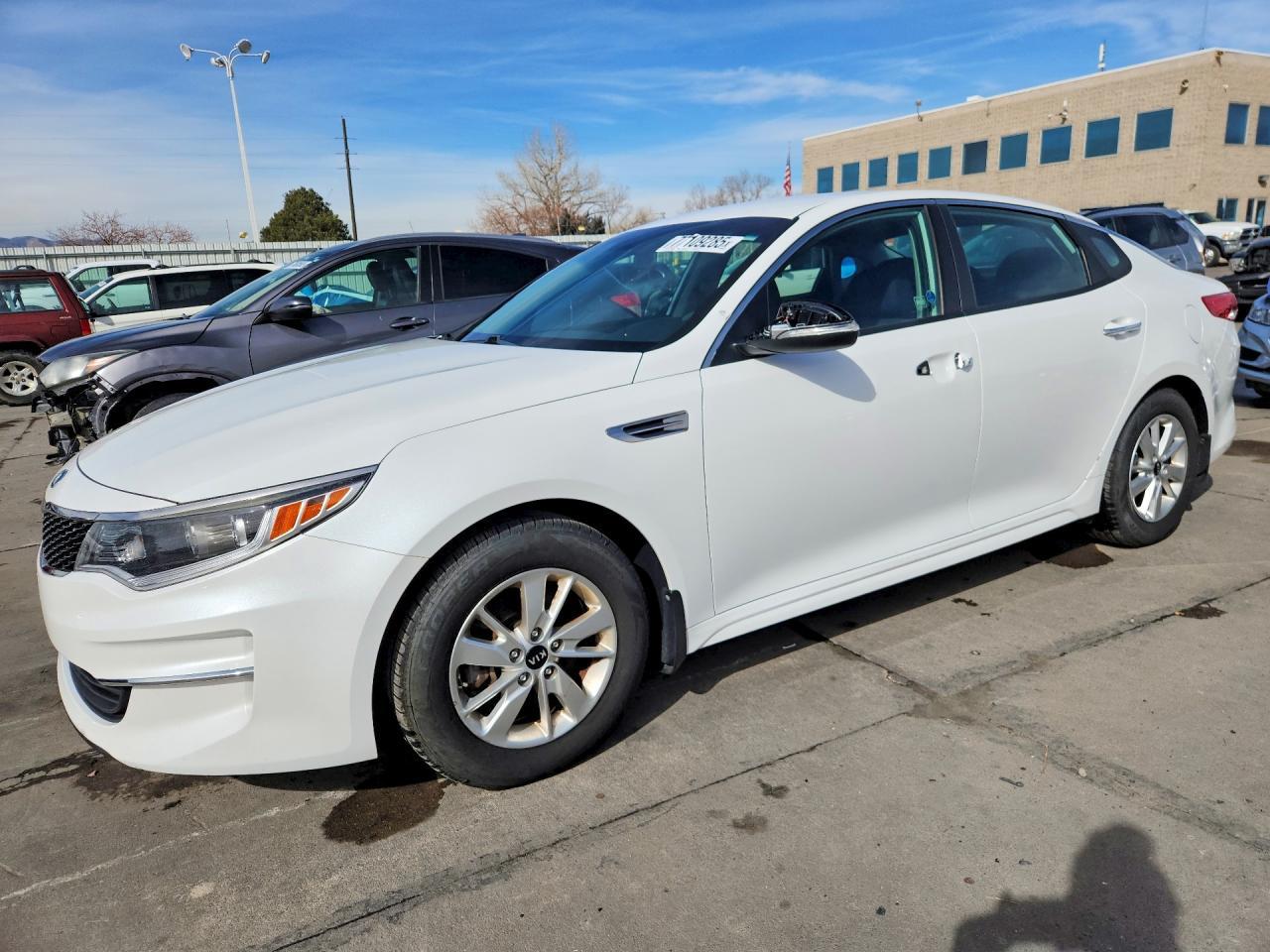 2018 KIA Optima lx