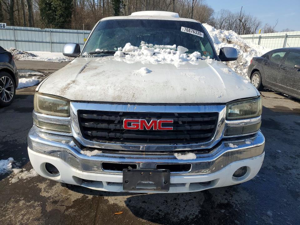 2004 GMC New Sierra K1500